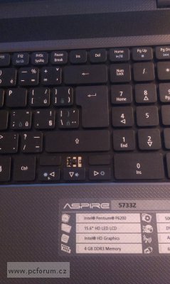 Tlačítka na klávesnici notebooku